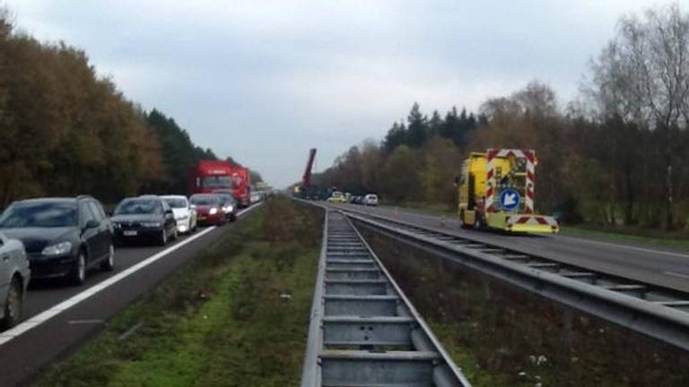 Verkeersopstopping, eerder deze week op de A67 (Foto: Emile Vaessen).