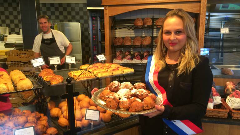 Miss Oliebol 2014, Stephanie Verkaart (foto: Koen Wijn)