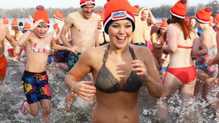 Begin het jaar fris met een nieuwjaarsduik (archieffoto: Karin Kamp).