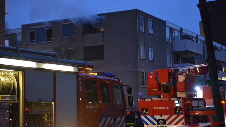 Brand aan de Middellaan in Breda (foto: Perry Roovers / SQ Vision)