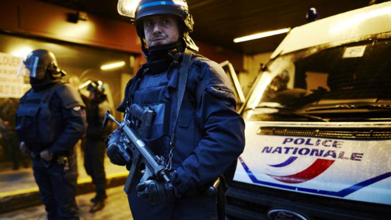 Franse politie na de aanslagen in Parijs (Foto: ANP)