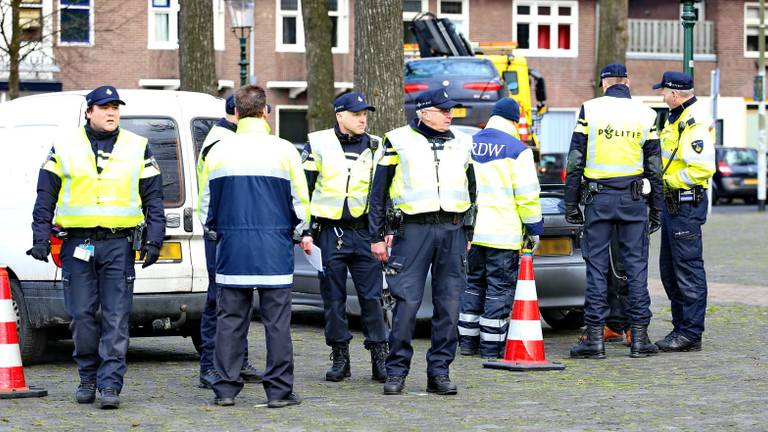 Grote politiecontrole in Eindhoven (foto: SQ Vision)