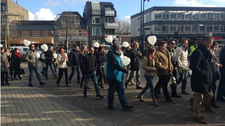 Stille tocht in Tilburg voor doodgestoken Angelo van Emmerik