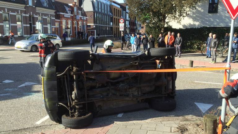 Bewoners Stationsstraat in Rijen willen actie na zoveelste ongeluk