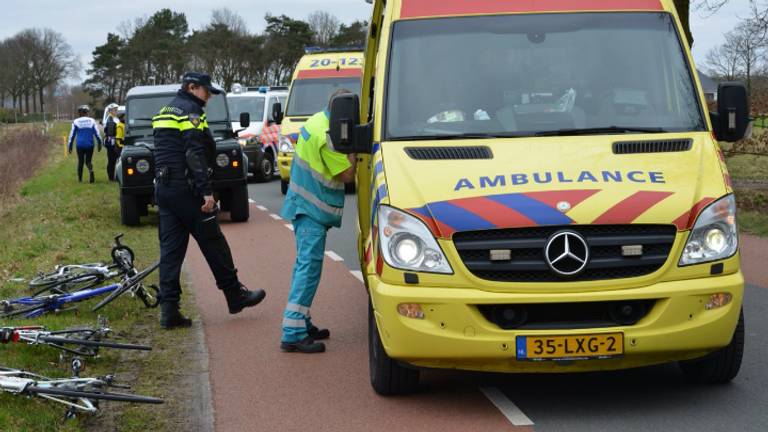 Een man en een vrouw raakten gewond. (Perry Roovers/SQ Vision)