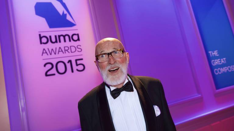 Pierre Kartner krijgt de Buma Lifetime Achievement Award  (Foto: ANP)