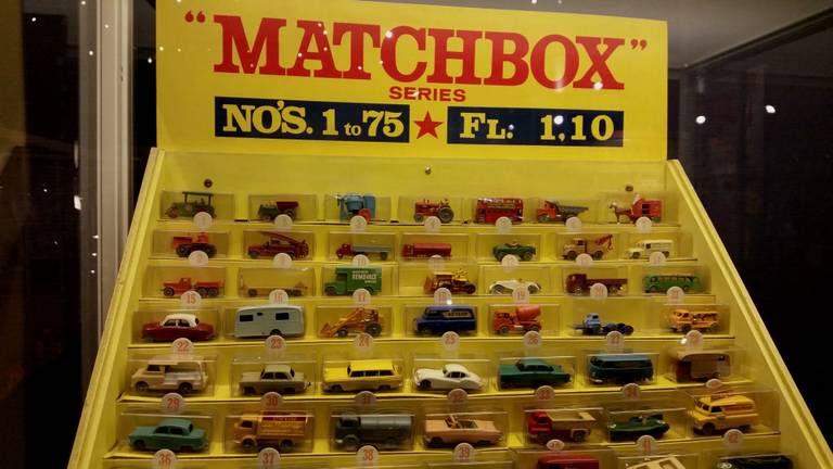 Tentoonstelling van Matchbox speelgoedauto's in Speelgoedmuseum in Oosterhout 