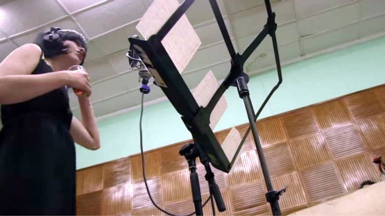 Beeld uit de trailer van 'Wolflady'