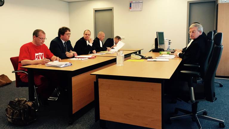 Kort geding FNV tegen Farm Trans.