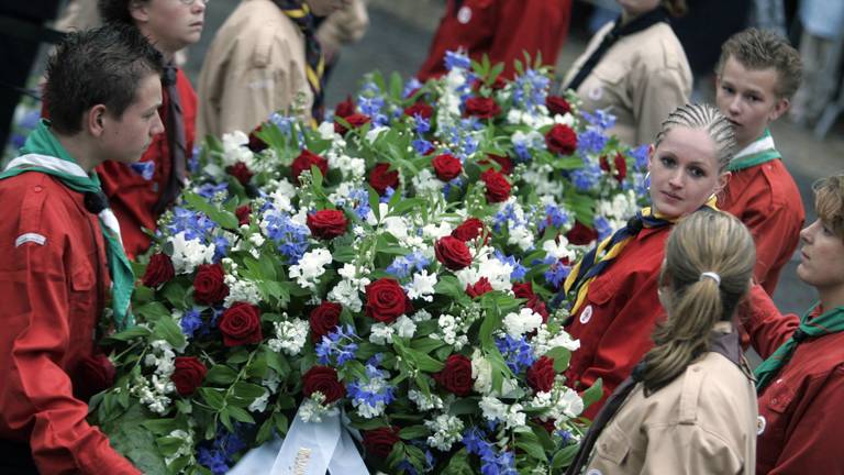 Scouts bij de Dodenherdenking op de Dam (archieffoto: ANP)