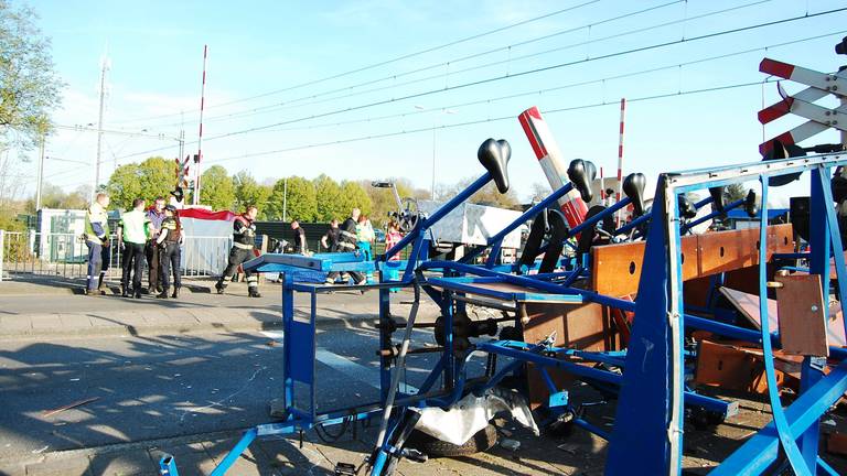 De zwaar beschadigde bierfiets (foto: archief).