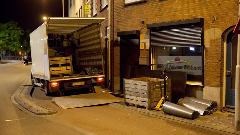 Hennepkwekerij gevonden in Roosendaal (Foto: Christian Traets/SQ Vision)