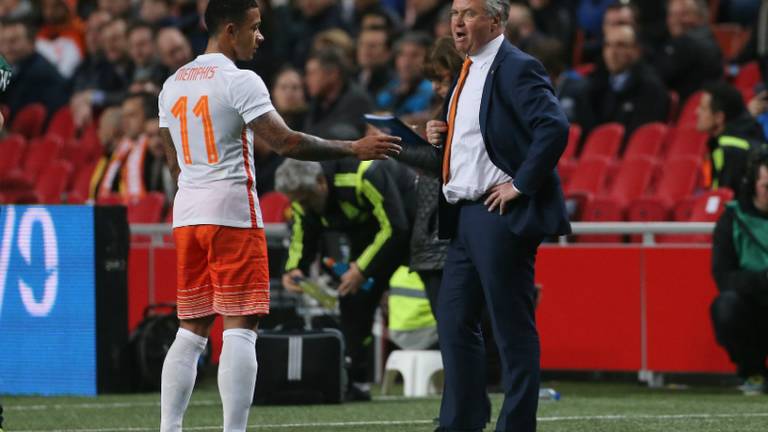 Memphis Depay en Guus Hiddink