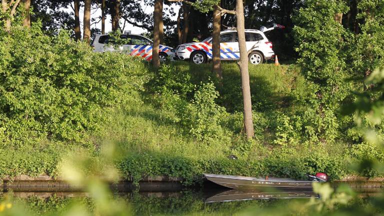 Het lichaam van Janssen werd in stukken teruggevonden in het Markkanaal.