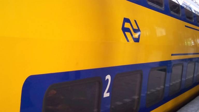 Minder treinen tussen Breda en Tilburg door stroomstoring.