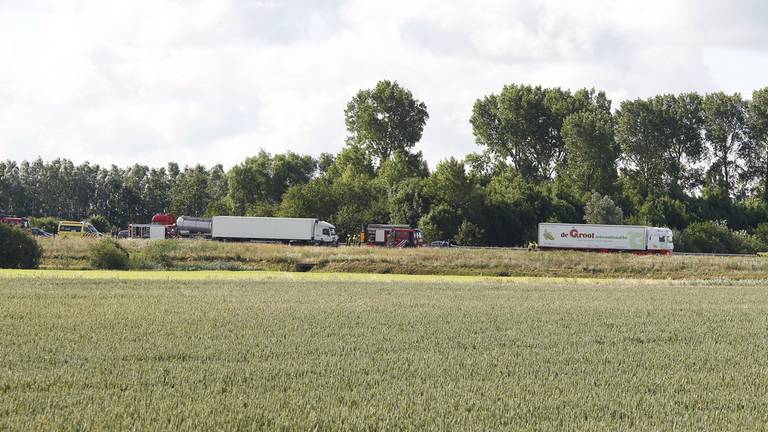 Ongeval A59. (foto: Marcel van Dorst/SQ Vision)