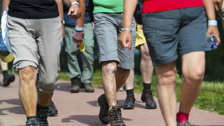 De sfeer is goed bij de Vierdaagse in Nijmegen.