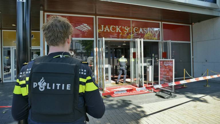 Jack's Casino in Tilburg overvallen. (foto: Jules Vorselaars / JV Media)