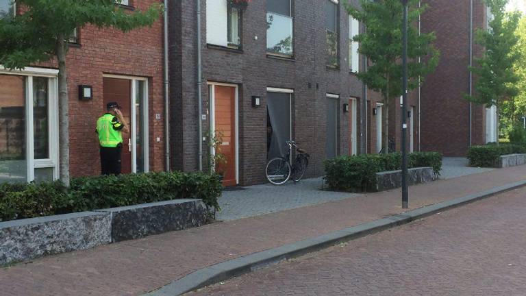 Verdacht pakketje gevonden (foto: GinoPress)