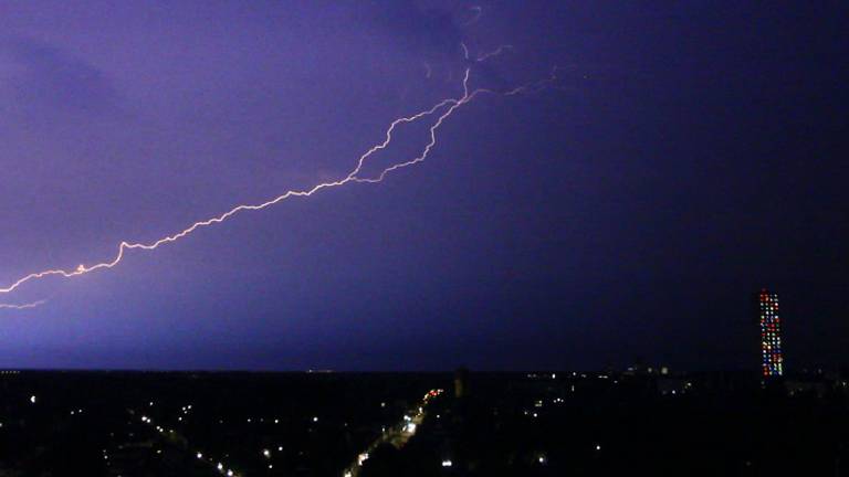 'Vijver bleek ondergelopen plein', triatlon-coach Koen de ...