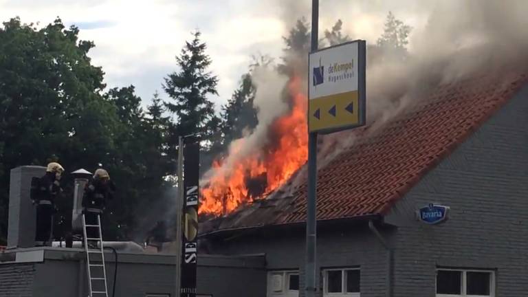 Grote brand bij restaurant Se7en in Helmond