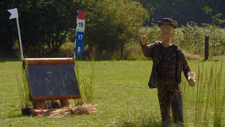 Vincent van Gogh kijkt van heel dichtbij toe tijdens Outdoor Helvoirt