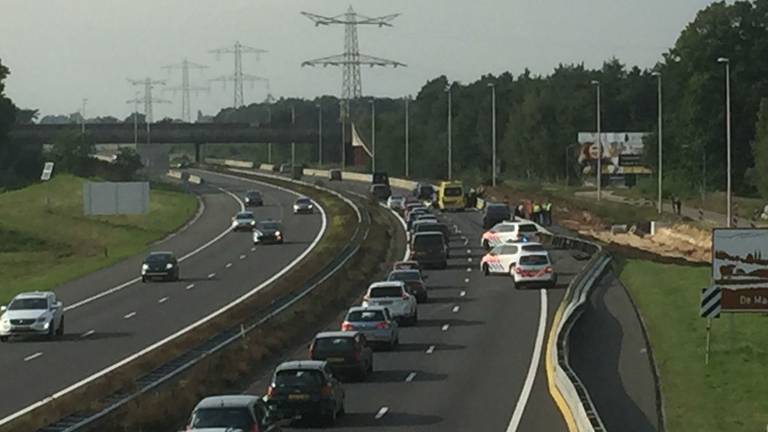 Ongeval op de A50 bij Uden (foto: AS Media).