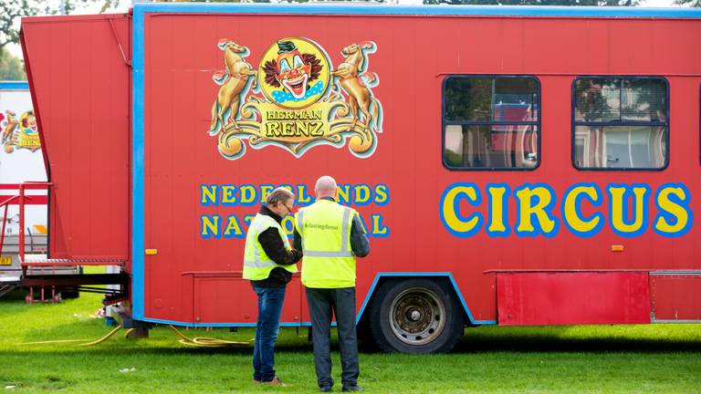 Belastingdienst legt beslag op spullen circus Herman Renz (foto: SPSMedia)