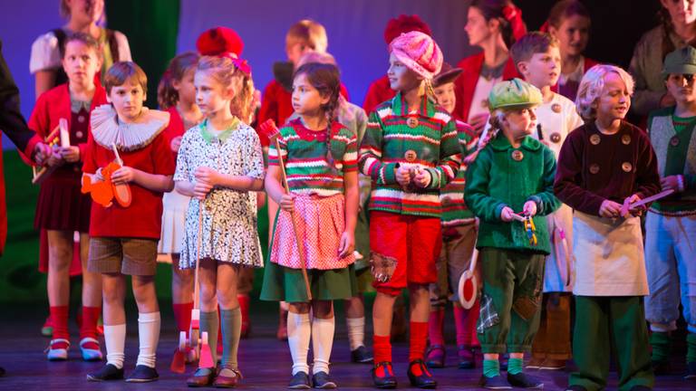 tweeling regeling deeltje De Efteling zoekt naar 200 kinderen die één dag musicalster willen zijn in  Pinokkio - Omroep Brabant