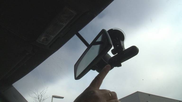 De dashcam filmde de opzettelijke aanrijding
