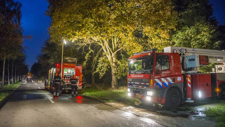 Uitslaande brand in Aarle-Rixtel. (foto: Sem van Rijssel/SQ Vision)