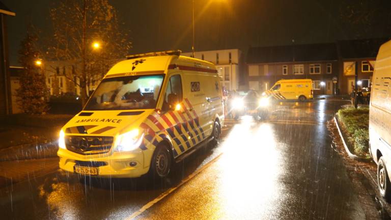 Hulpdiensten ter plaatse (foto: Gabor Heeres / SQ Vision)