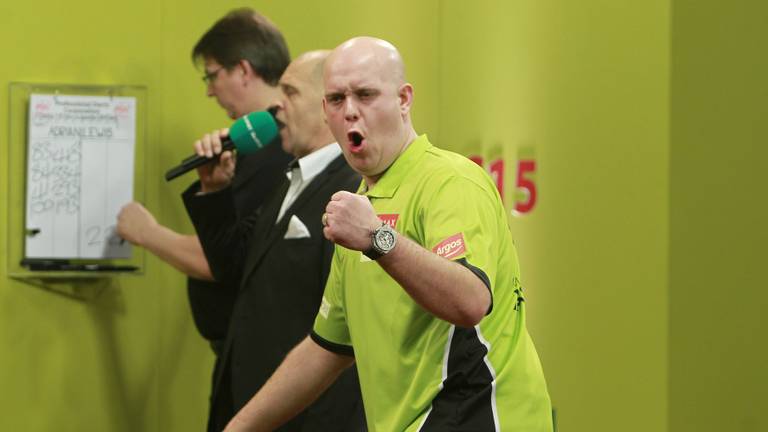 Van Gerwen won eind november de Players Championship Finals. (Foto: Lawrence Lustig/PDC).