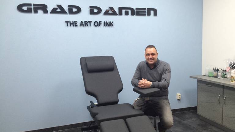 Grad Damen opent eigen tattooshop 