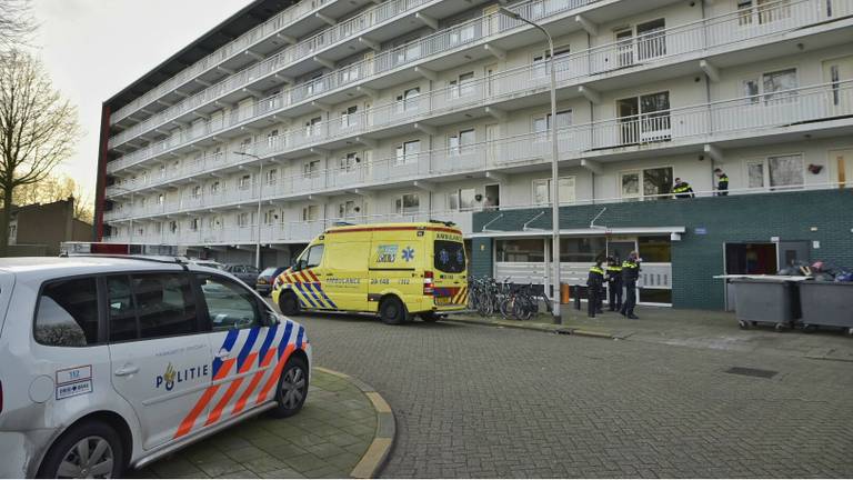 De politie doet onderzoek. (Foto: Jack Brekelmans/Buro-BMS).