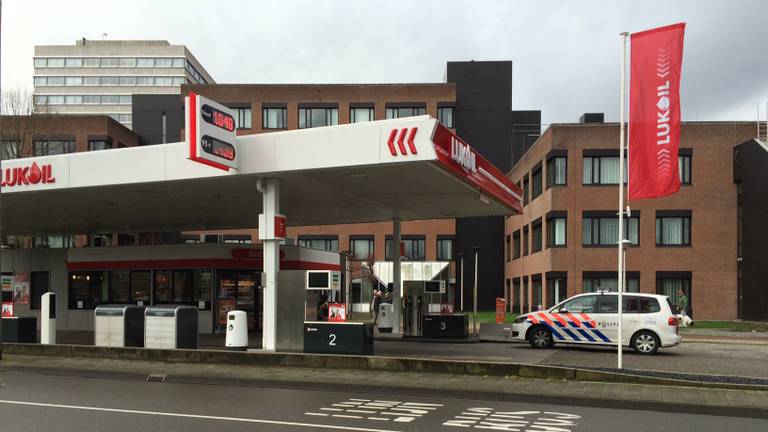 Twee tankstations Eindhoven kort na elkaar overvallen op klaarlichte dag