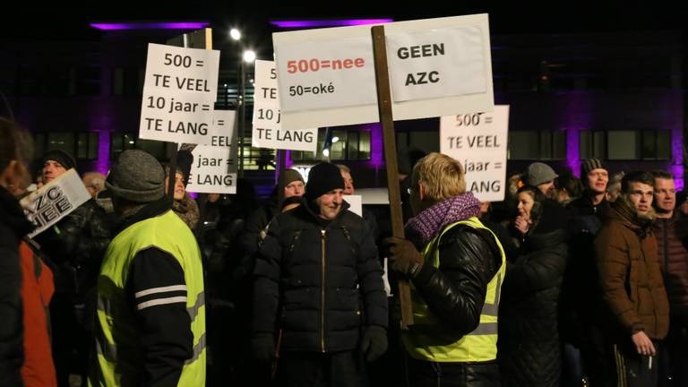 Protest in Heesch tegen een azc