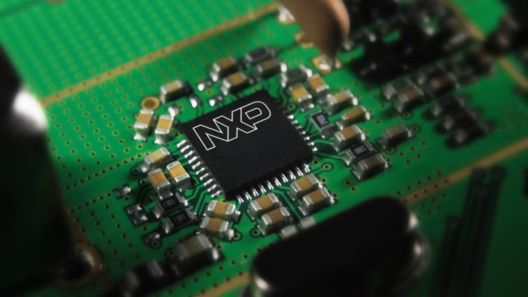De Amerikaanse chipgigant Qualcomm  mag de Eindhovense branchegenoot NXP Semiconductors overnemen.