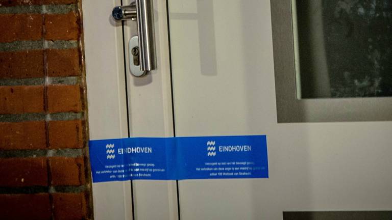 Recent gesloten drugspand aan de Bazelstraat in Eindhoven (foto: Rob Engelaar/Infocus Media)