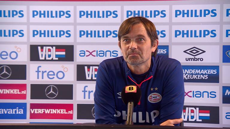 PSV-trainer Phillip Cocu moet het zondag tegen NEC zonder Guardado en Lestienne doen.
