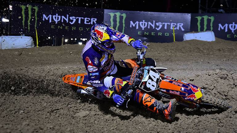 Jeffrey Herlings is de concurrentie weer te snel af.