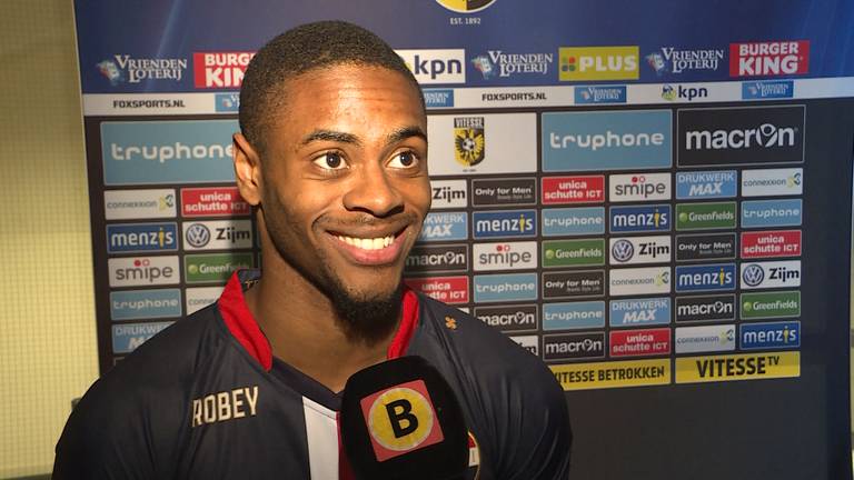 Terell Ondaan na een wedstrijd van Willem II.