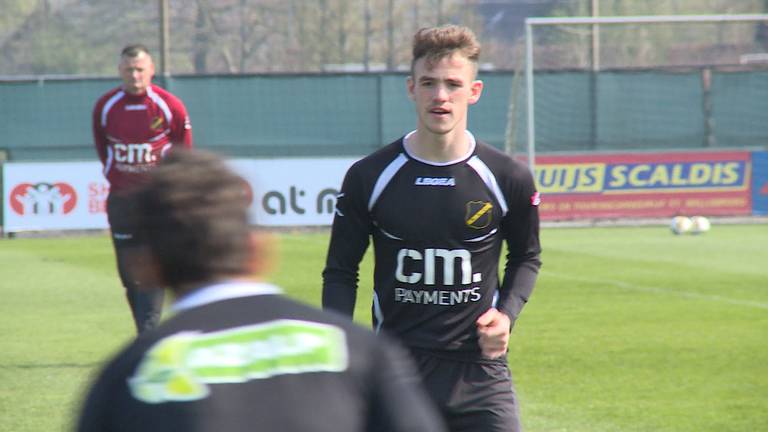 Grad Damen donderdag op de training