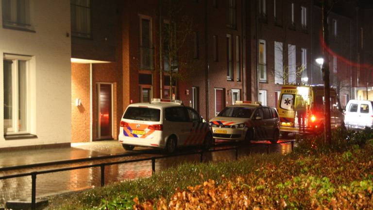 Het slachtoffer is naar een ziekenhuis gebracht. (Foto: GinoPress).