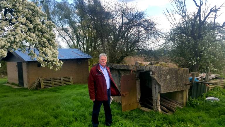 Bunkers kun je 'beleven' in de omgeving van Almkerk