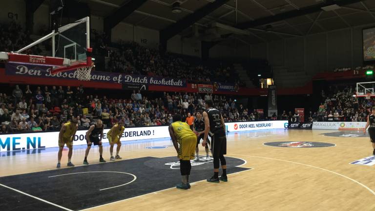 Zinderende thriller in Maaspoort (Foto: Jessica Ranselaar)