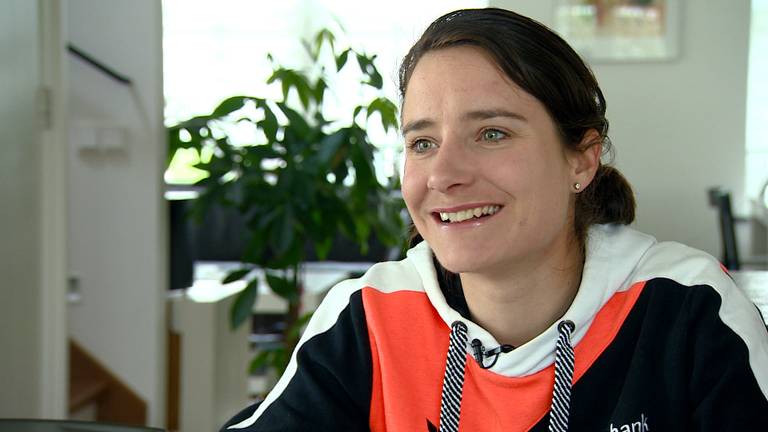 Marianne Vos met de schrik vrij na heftige valpartij