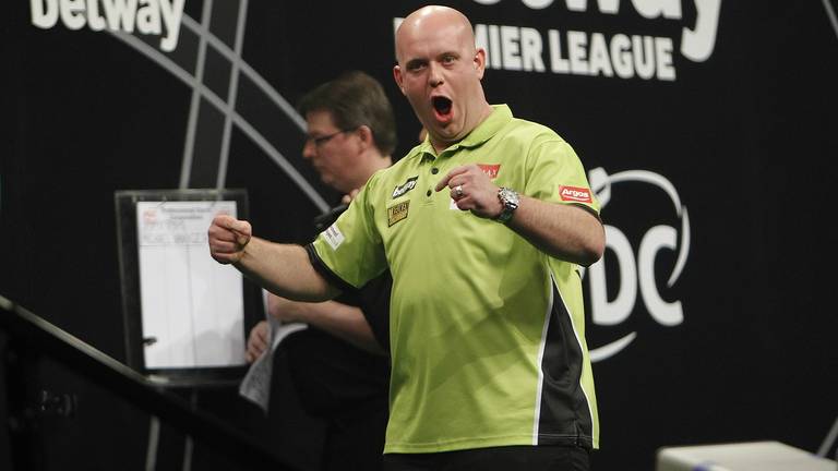 Michael van Gerwen na de winst op Wade. (Foto: Lawrence Lustig/PDC)