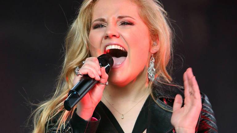 Laura van den Elzen tijdens de liveshows.