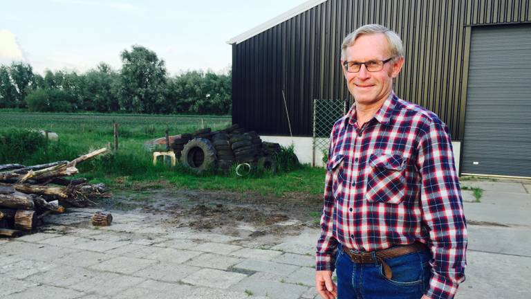 Boer Arno van Drunen had ineens zeven waterbuffels te logeren